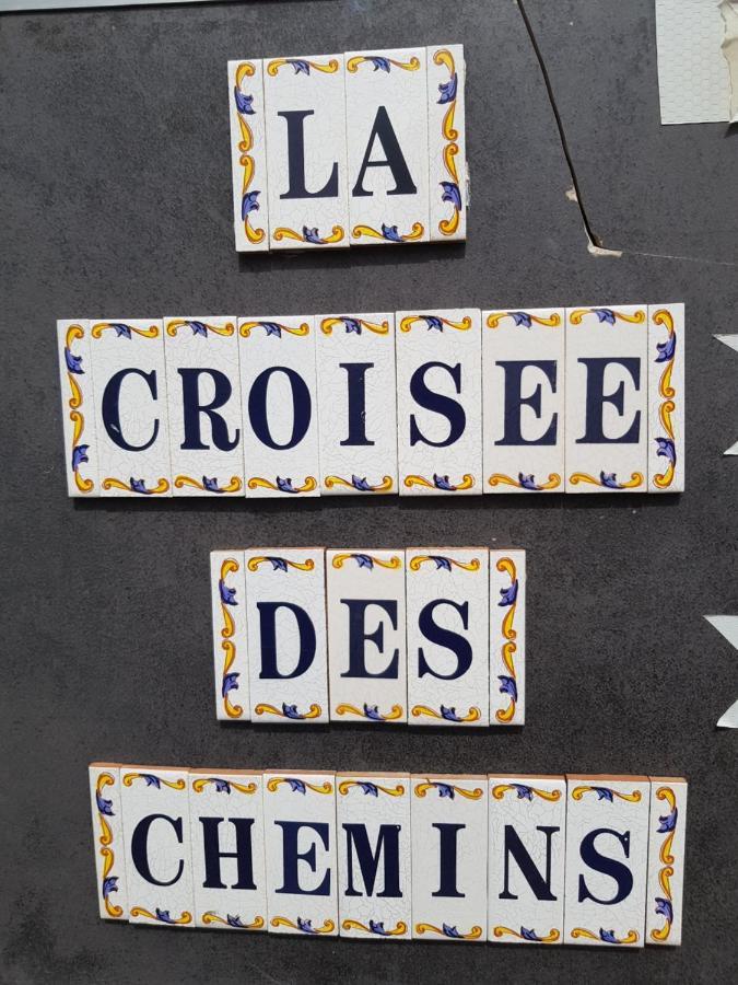 La Croisee Des Chemins Bed & Breakfast Calvisson Exterior photo